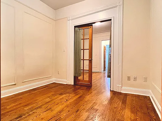 Rented by Compass | media 12