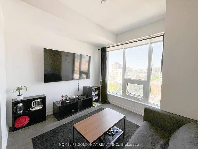 203 College St #1205 — Photo 3