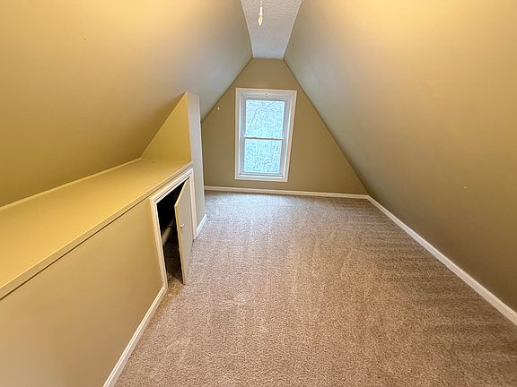 Storage room off loft