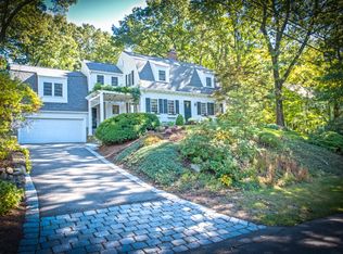 26 Richard Rd, Lexington, MA 02421