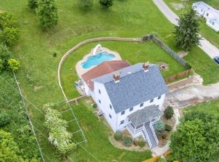 1141 Venetia Rd, Eighty Four, PA 15330