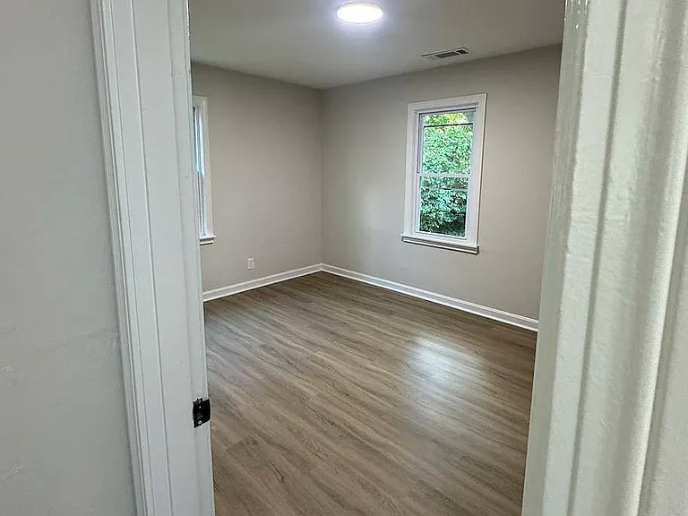 2217 Hamburg Pike — Photo 14