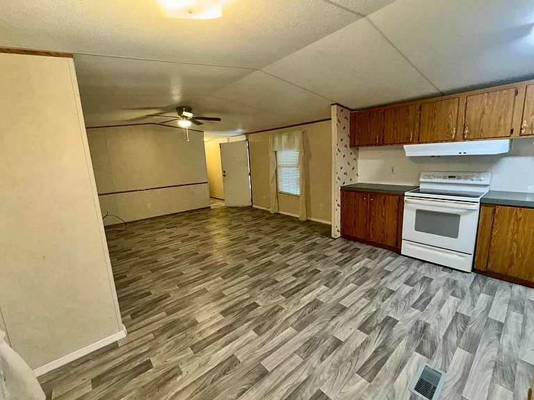 641 Bayou Dr — Photo 15