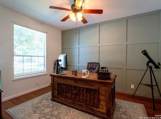 821 Secretariat Dr, Schertz, TX 78108