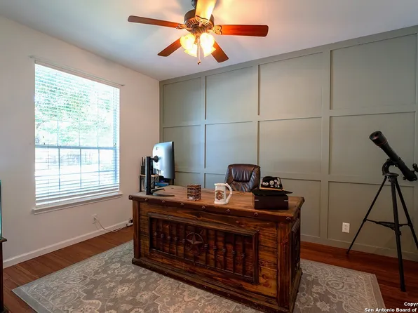 821 Secretariat Dr, Schertz, TX 78108