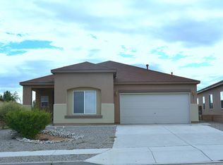5213 Caprock Dr NE, Rio Rancho, NM 87144