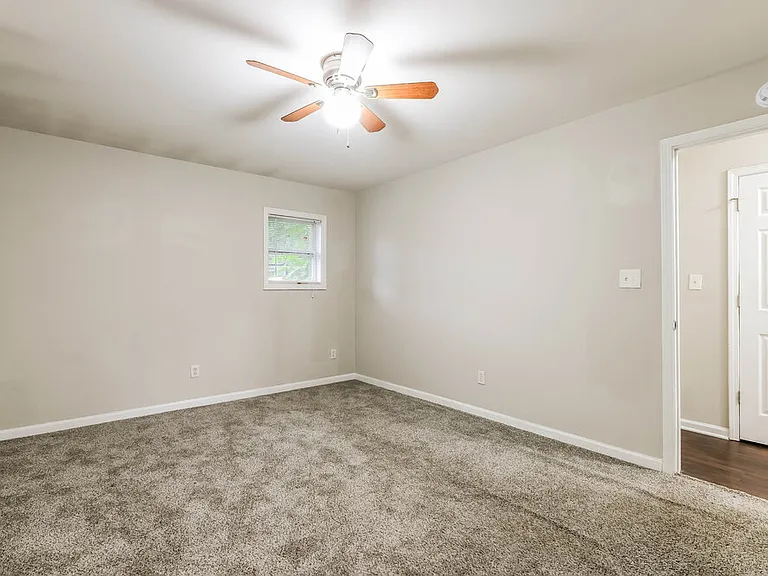 5734 Amalfi Way — Photo 10