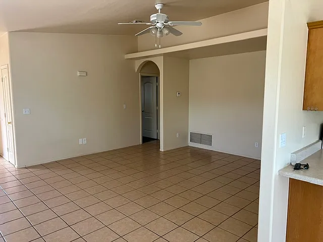 71 Circulo Verdugo — Photo 2