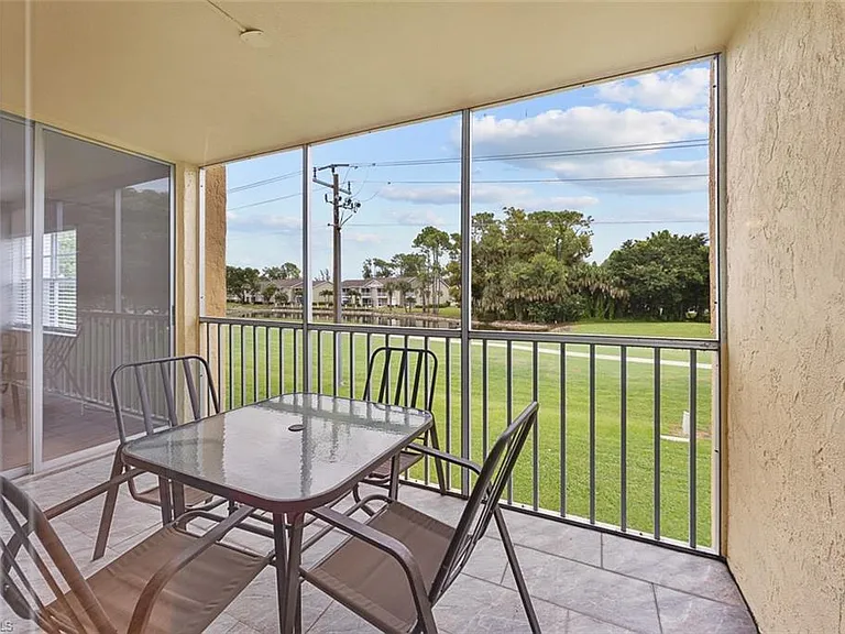 1083 Forest Lakes Dr #207 — Photo 20
