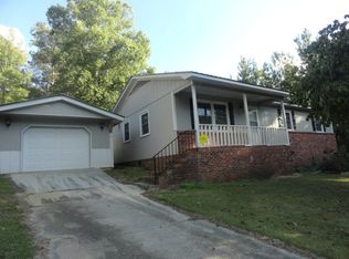 704 Juniper St, Rockingham, NC 28379