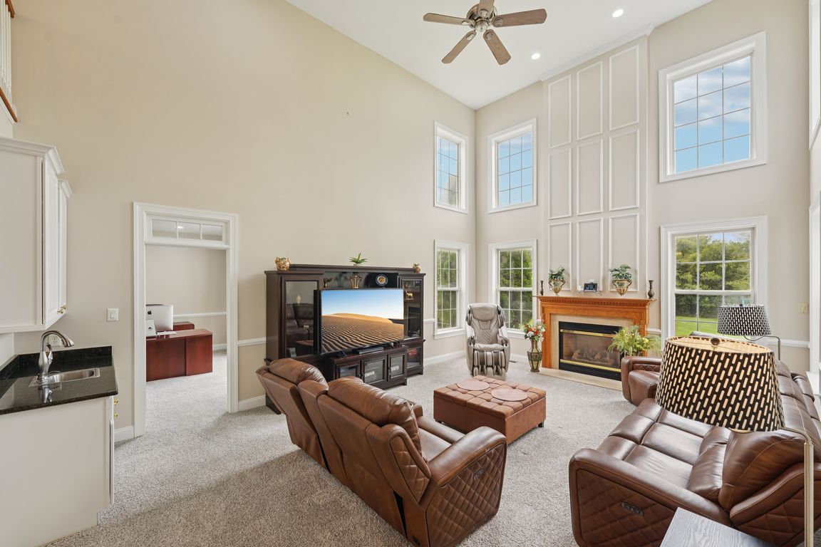 Wood View Dr-S0608-012.jpg