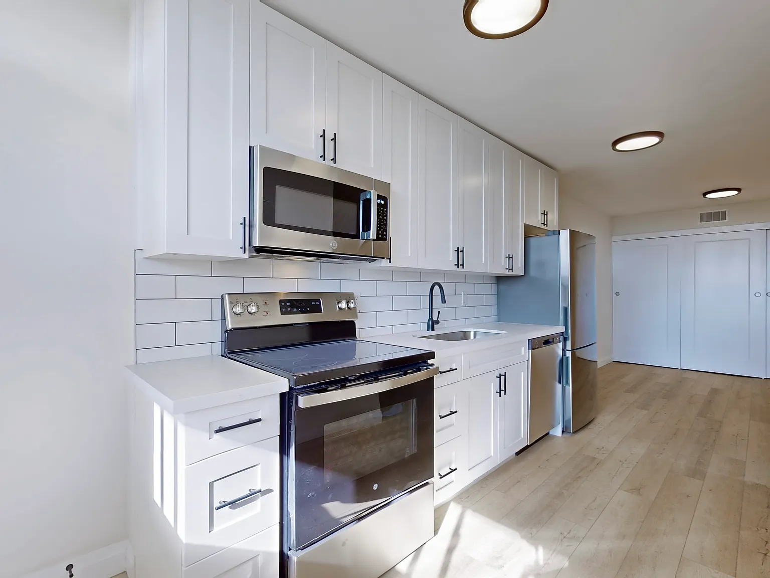 675 Martin Grove Road — Photo 3