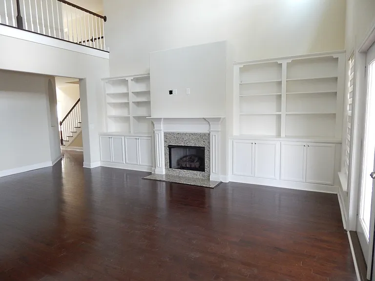 612 Wyndham Way — Photo 36