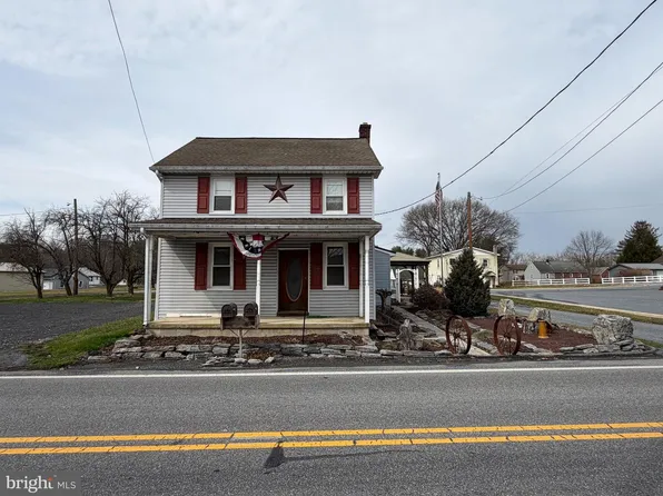 212 E Canal St, Hummelstown, PA 17036