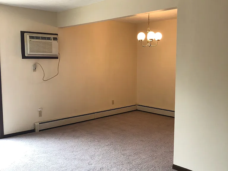 285 Ellis Ave — Photo 8