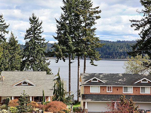 2nd image of 1400 Ocean Aire Court