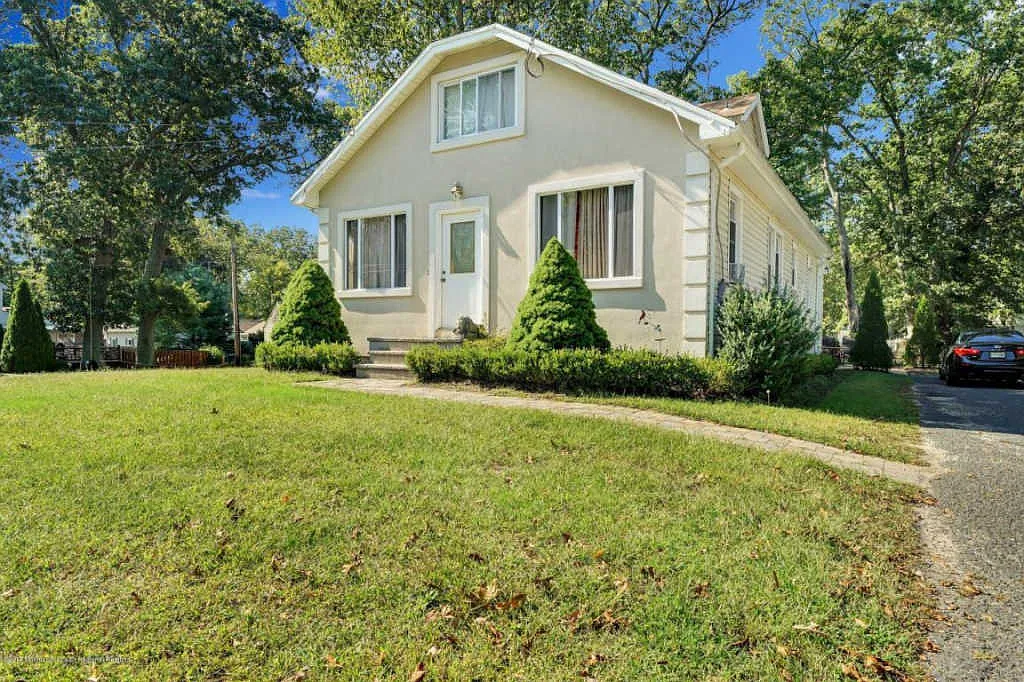 114 Whale Pond Rd photo 1