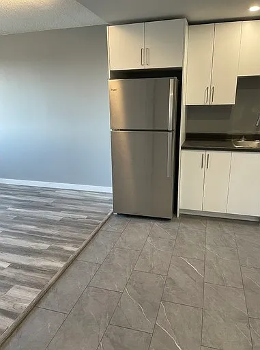 1421 Brookdale Ave #1A — Photo 2