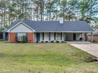 121 Harbor Rd, Madison, MS 39110