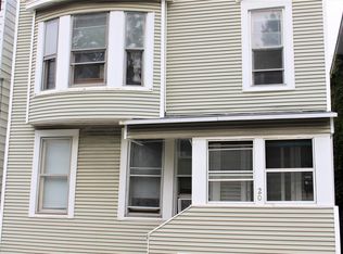 20 Lancaster St, Cohoes, NY