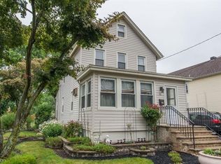 21 Rutan Dr, Dover, NJ 07801