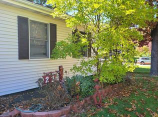 23 Tracy Rd #1, New Paltz, NY 12561