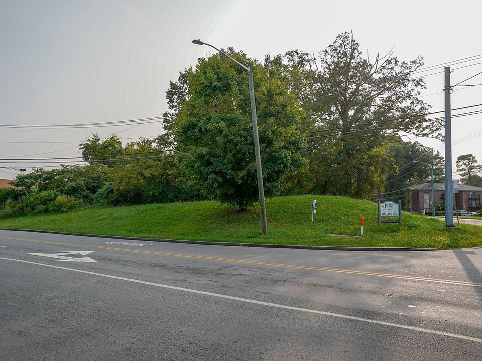 1st image of 1208 Cedar Ln Lot 18