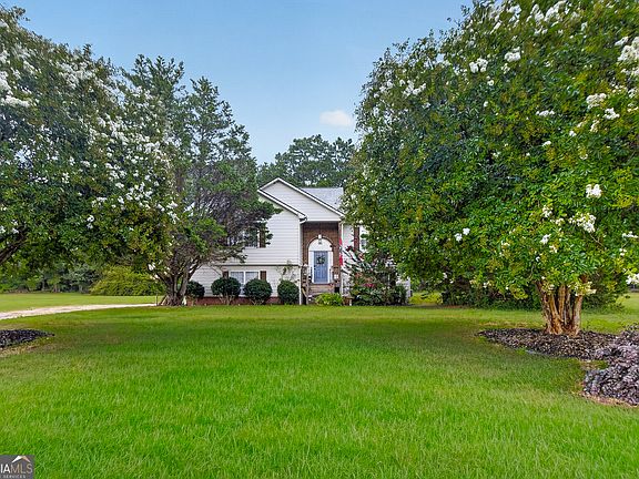 2nd image of 69 Alma Ct