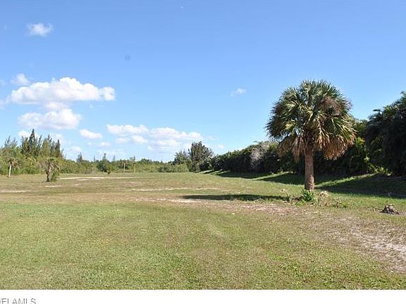 4th image of 8430 Winslow Dr