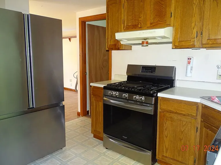 410 Bald Hill Rd #A — Photo 7
