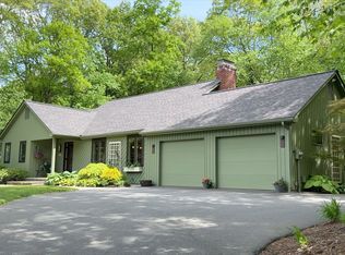 463 Chimney Sweep Hill Rd, Glastonbury, CT 06033