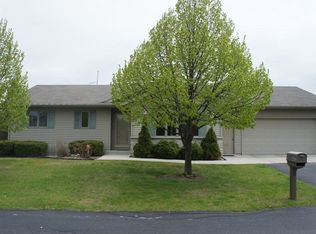 483 South Wind Ln, Fond Du Lac, WI 54935