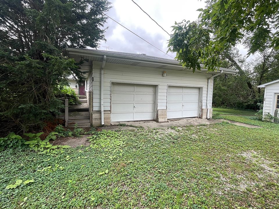 1st image of 202 S Cider St