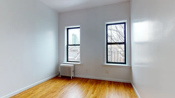 Rented by Bond New York | media 14