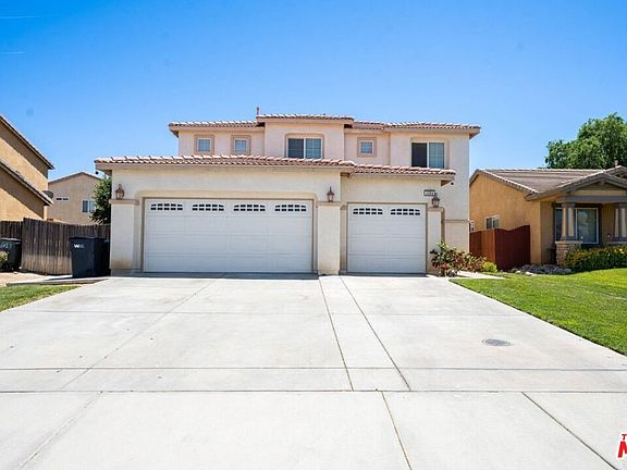 5th image of 3056 Janine Ave