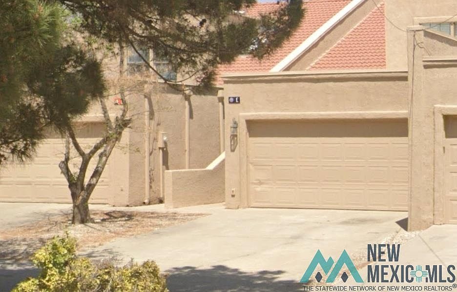 1st image of 102 E Riverside Dr APT E
