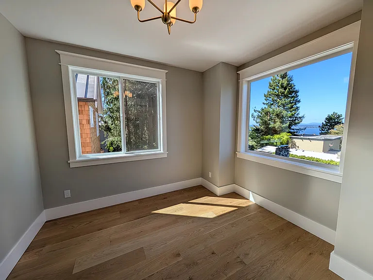 3957 W Barrett Ln — Photo 34