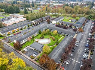 Oak Creek, Vancouver, WA 98682
