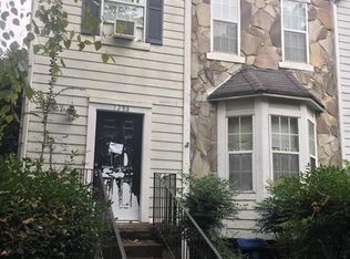 1298 Warsaw Rd, Roswell, GA 30076