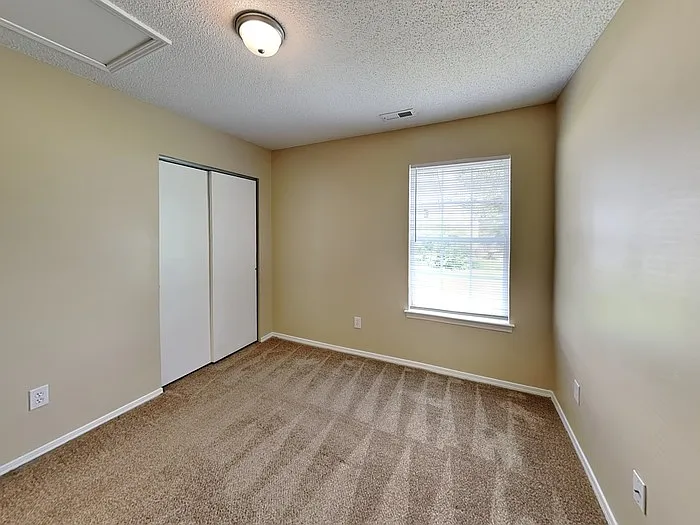 3059 Champion Ln SW — Photo 15