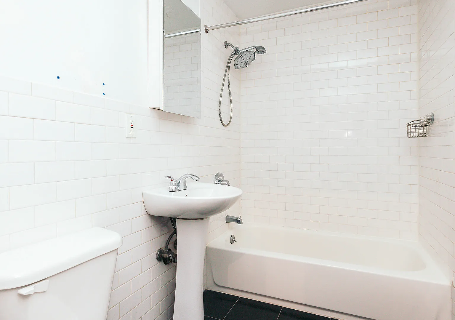 27 Arion Place — Photo 4