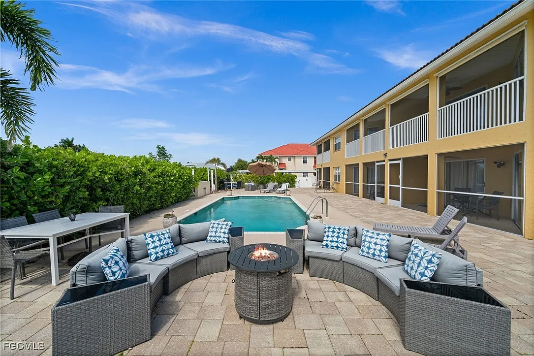 2 bed, 2.0 bath, 1248 sqft, $2,500 — Photo 3