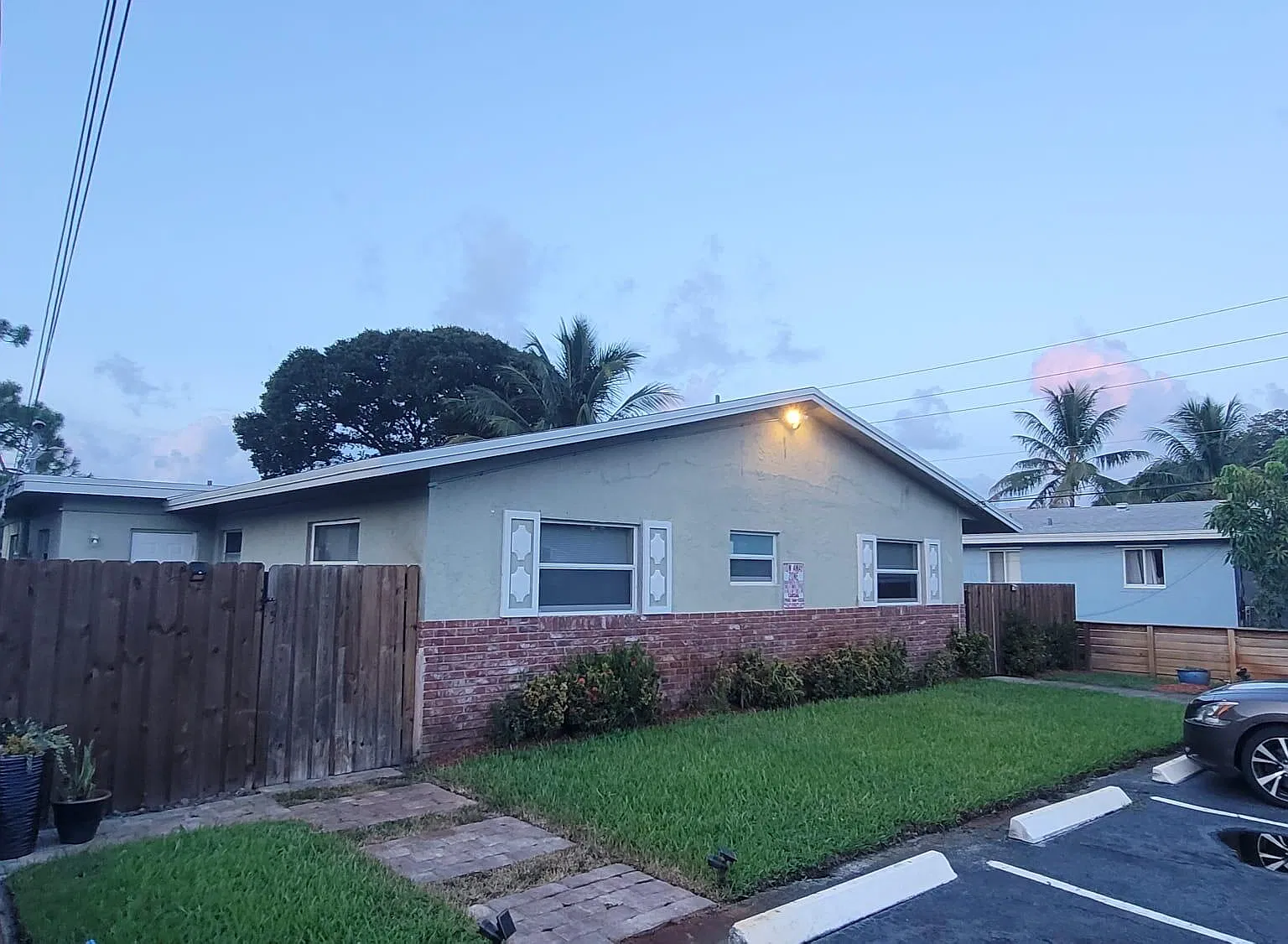 2 bed, 1.0 bath, 1100 sqft, $2,200 — Photo 4