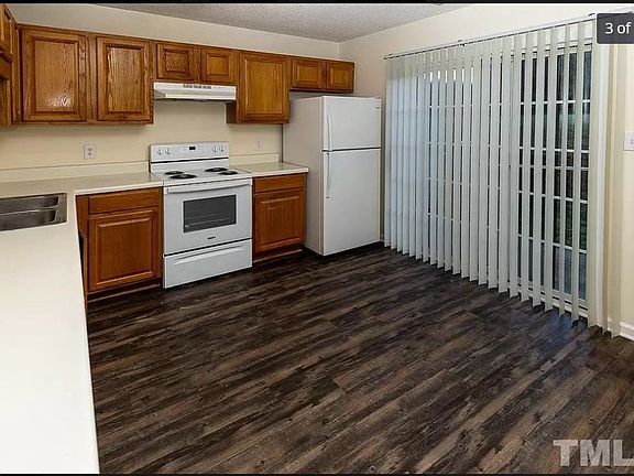 4th image of 2128 Walnut Bluffs Ln