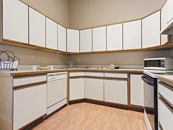 5th image of 5771 Mabbott Dr