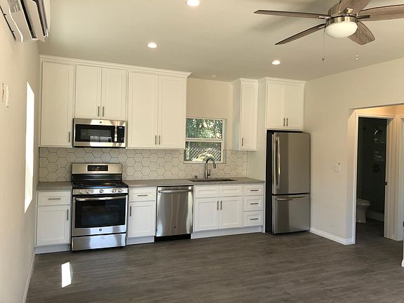 2nd image of 12803 Kling St