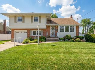 95 Rhodes Avenue, Hempstead, NY 11550