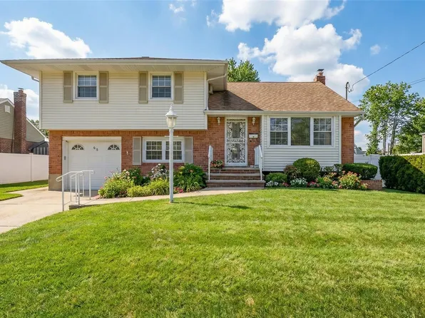 95 Rhodes Avenue, Hempstead, NY 11550
