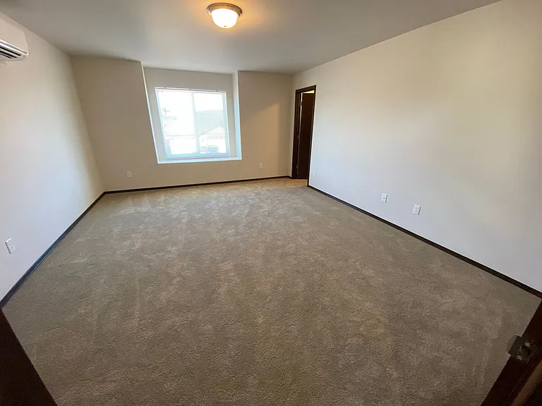 2108 W Sunnyview Ln — Photo 17