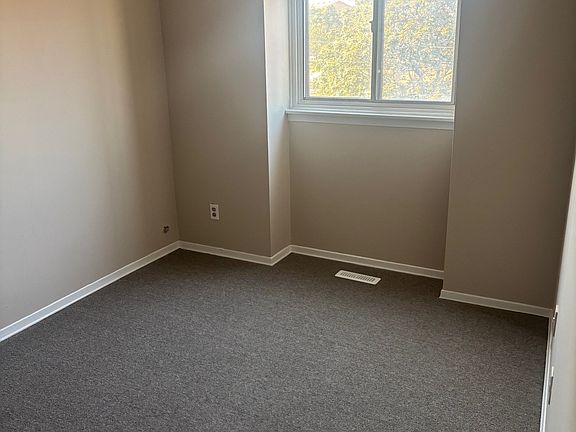 5th image of 119 Moregate Cres